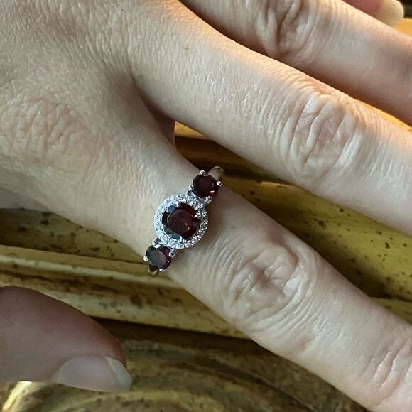 Natural Rhodolite Garnet Sterling Silver Ring Size 8.75 - Picture 3 of 9